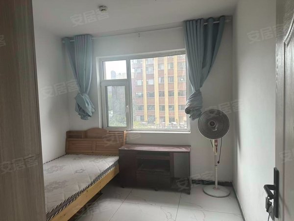 定陶欧亚半岛电梯高层,城中心位置,购物,逛街,公园环绕