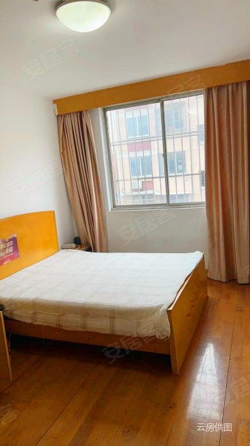 丰华园南区中楼层3室1厅1卫