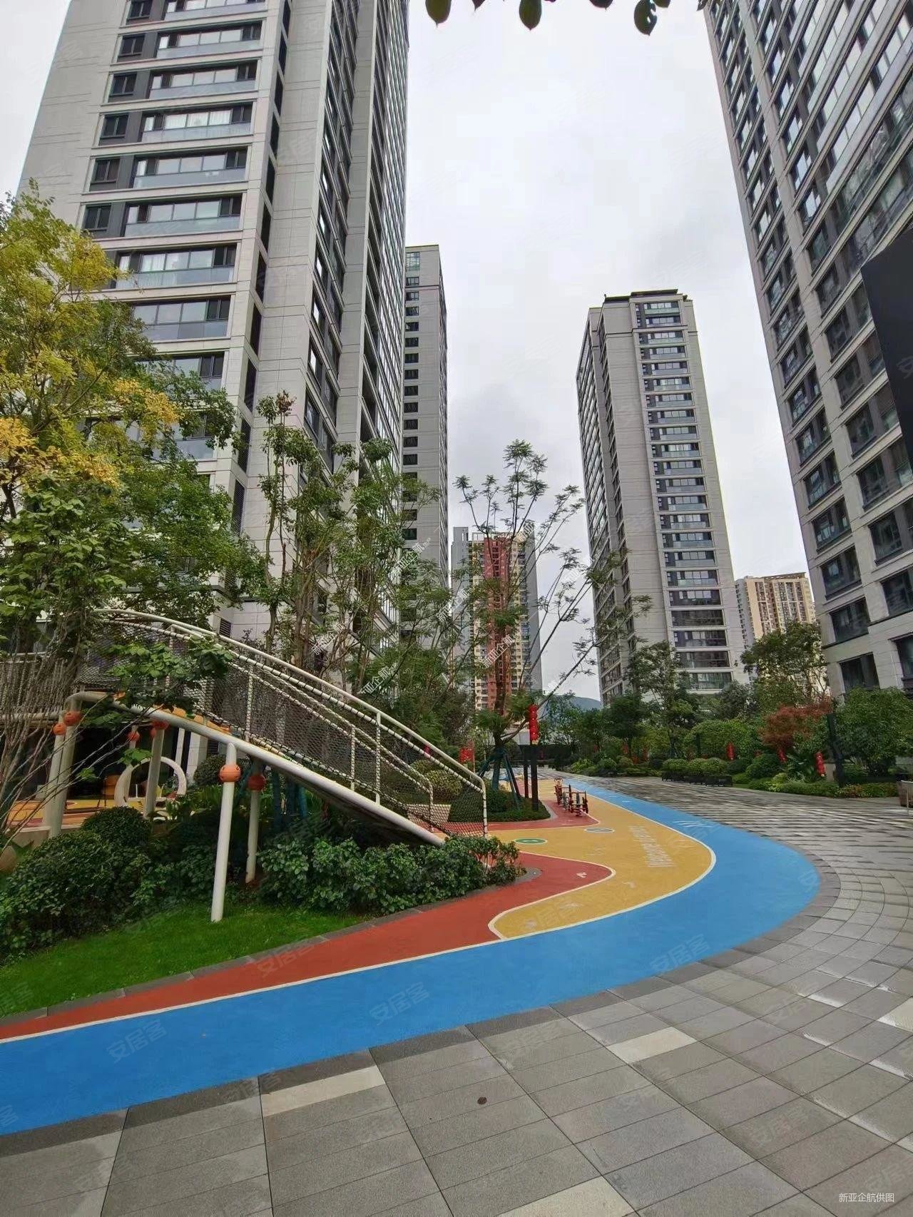 急售 绿城诚园小区 地铁口 旁 热门小区 欢迎看房,绿城诚园二手房,175