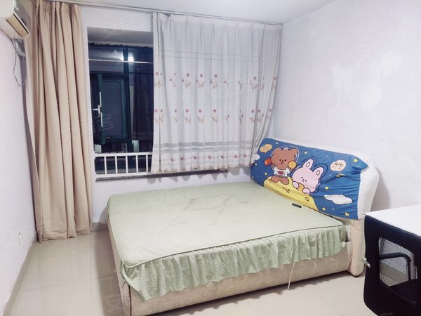 紧靠水晶街,万达出租房源真实图片