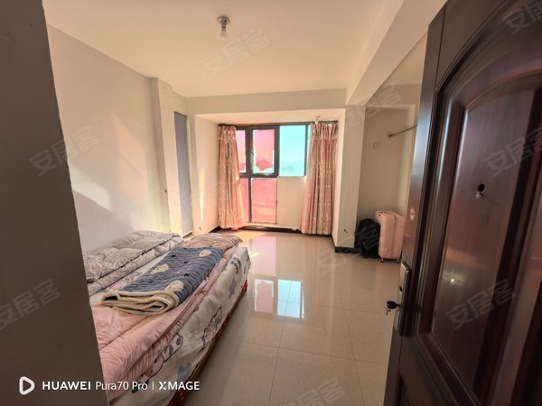 金华东阳东阳市中心海德公园A区海德跃层五房，三万一年出租房源真实图片