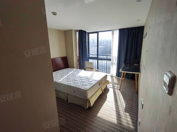 上海长宁天山衡辰公寓可办公,可居家,精装两房两厅两卫出租房源真实
