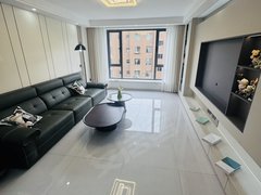 通辽科尔沁桥北实地拍摄 美瑞龙源电梯 三室两卫 每月2100出租房源真实图片