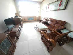 庆阳西峰西峰城区南街附近丨简装修三居室丨带家具家电丨采光好出行方便出租房源真实图片