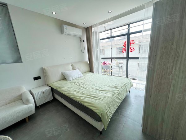 国泰精装朝阳酒店式公寓,可短租,水电民用,押一付一,随时看房