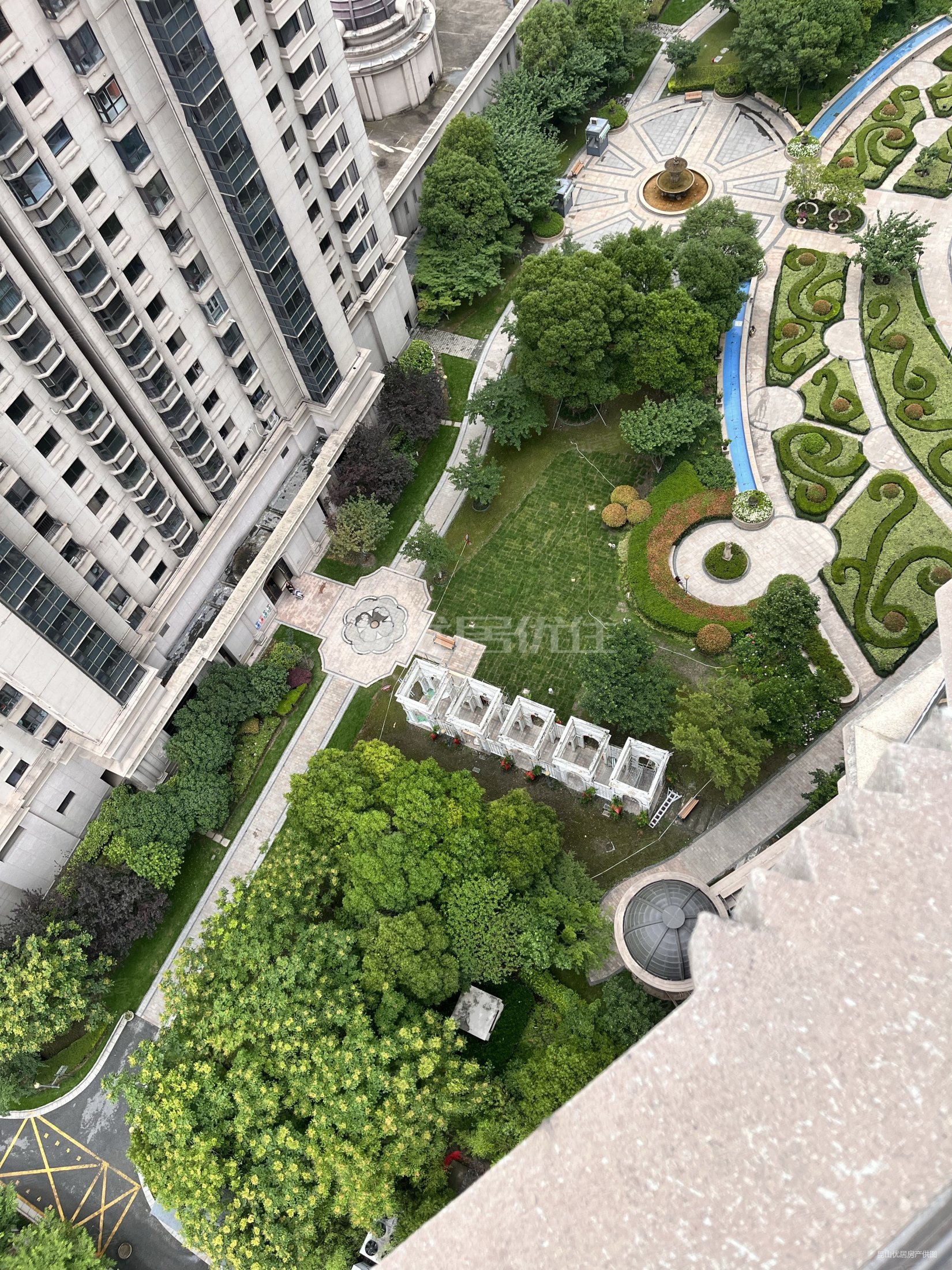 精装125平南北通透弘辉首玺房东急置换诚心出售