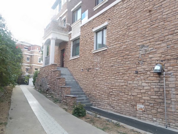 【多图】国华东方美郡(别墅),八里洼租房,边户大院别墅六车位,旅游路