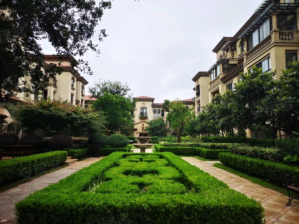 杭州临平临平北绿城蓝庭(东区)新上蓝庭东区 精装两房 保养好 有钥匙