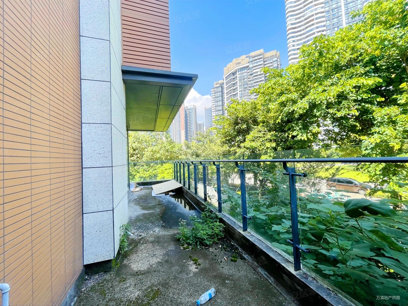 中信红树湾南区 边位别墅 带7个车位 花园500平 东南向