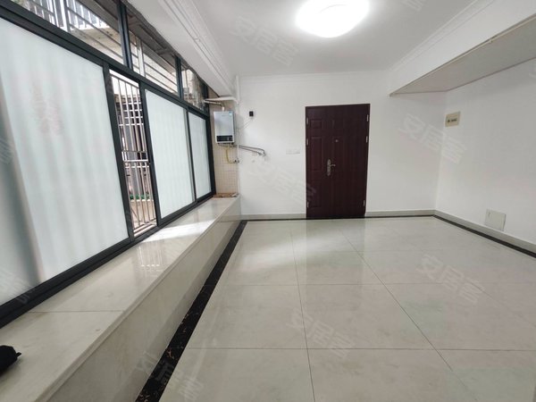 【多图】景亿山庄,布心租房,景亿山庄,精装4房,部分家私,租金便宜