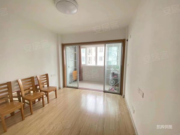 南洲花园南北通透产权清晰医疗配套成熟中间楼层采光好