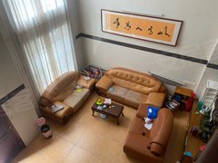 阳江江城盈信广场湖湾华庭独幢别墅有几百平方花园,停车方便,还有多套别墅资源租出租房源真实图片