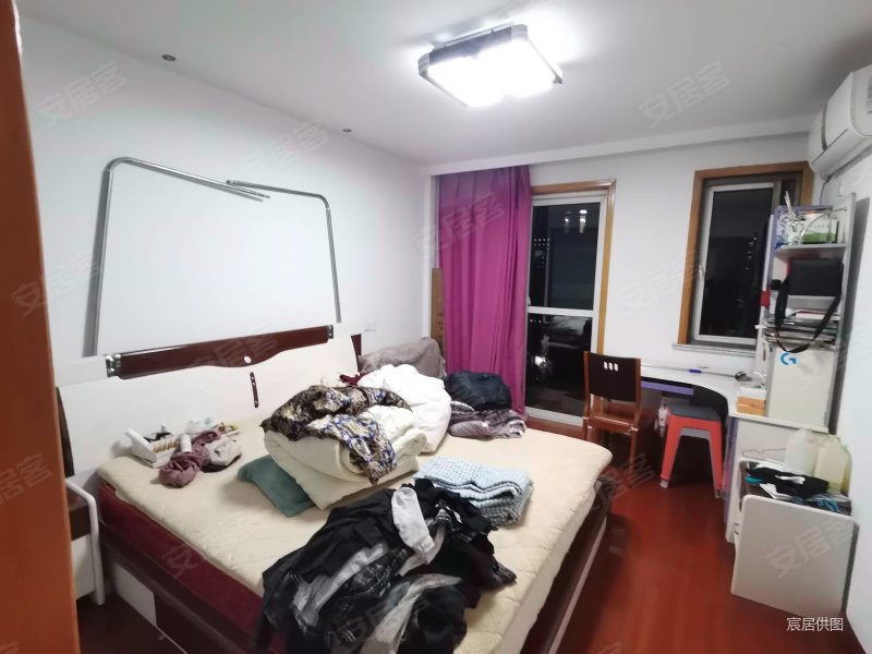 荣安花园2室精装修141万