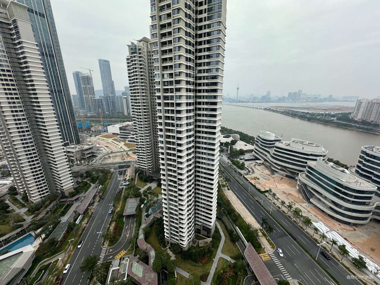 业主急卖,华发广场悦海湾二手房,825万,4室2厅,2卫,150平米-珠海安居