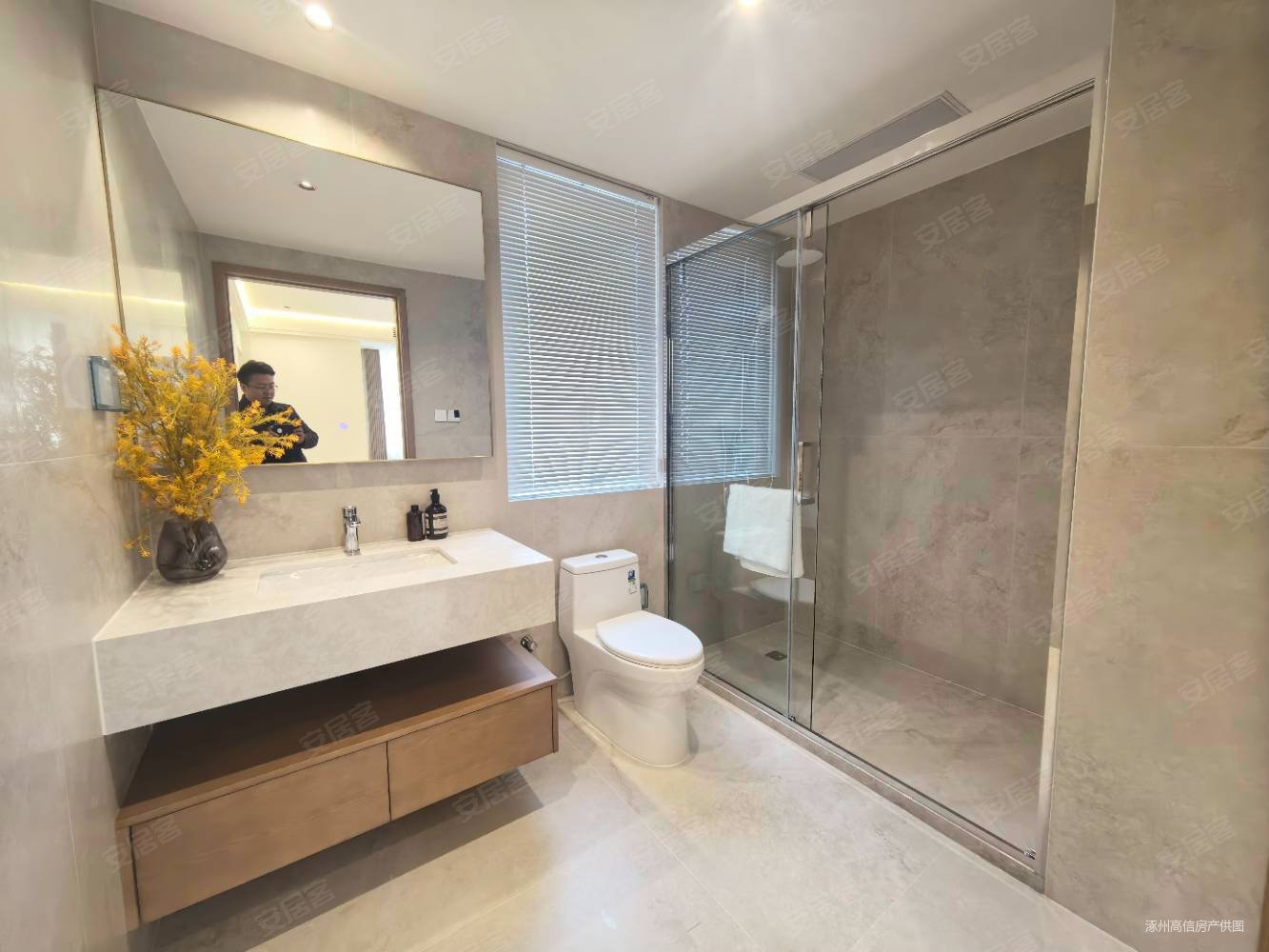 西京都高尔夫别墅4室2厅5卫236㎡南北106.1万