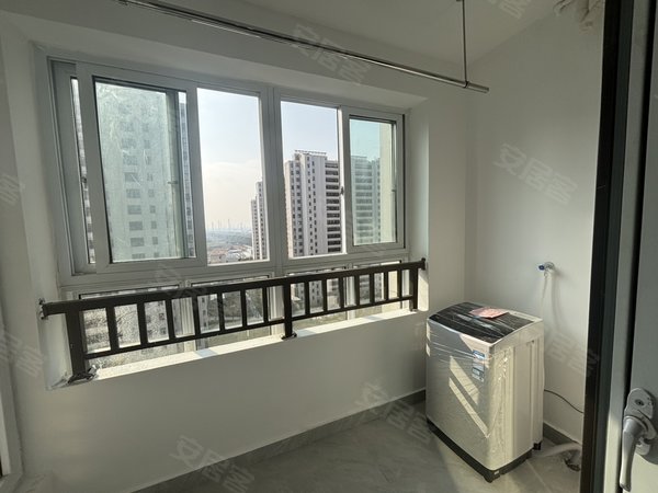 常州武进高新区南淳家园(四期)光宝瑞声理想附近 南淳家园精装套中两房朝南 带厨房家具齐全出租房源真实图片
