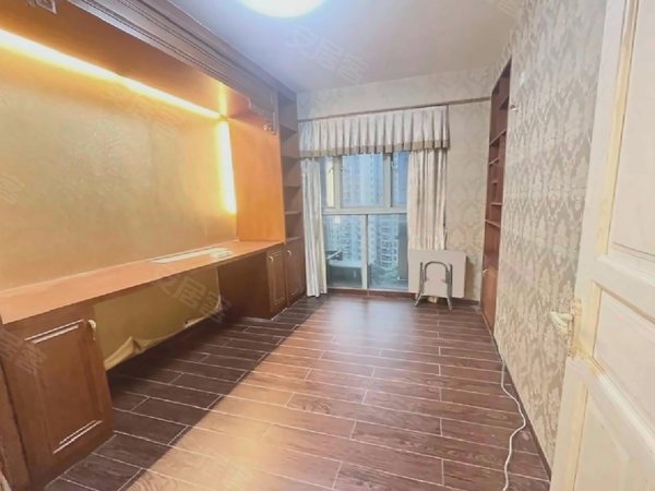 【多图】鸿荣源禧园,沙井租房,房东刚刚挂牌,精装修装修5室,家电全新