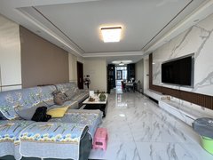 韶关武江新城区豪装四房 近韶州 重本装修的一套靓房 拎包入住 碧桂园太阳城出租房源真实图片
