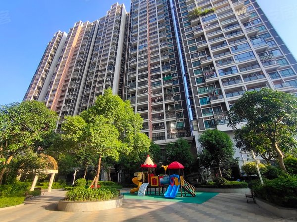 深圳宝安沙井中泰国际新出沙井(中泰国际)豪装3房2卫,家私全齐月卡