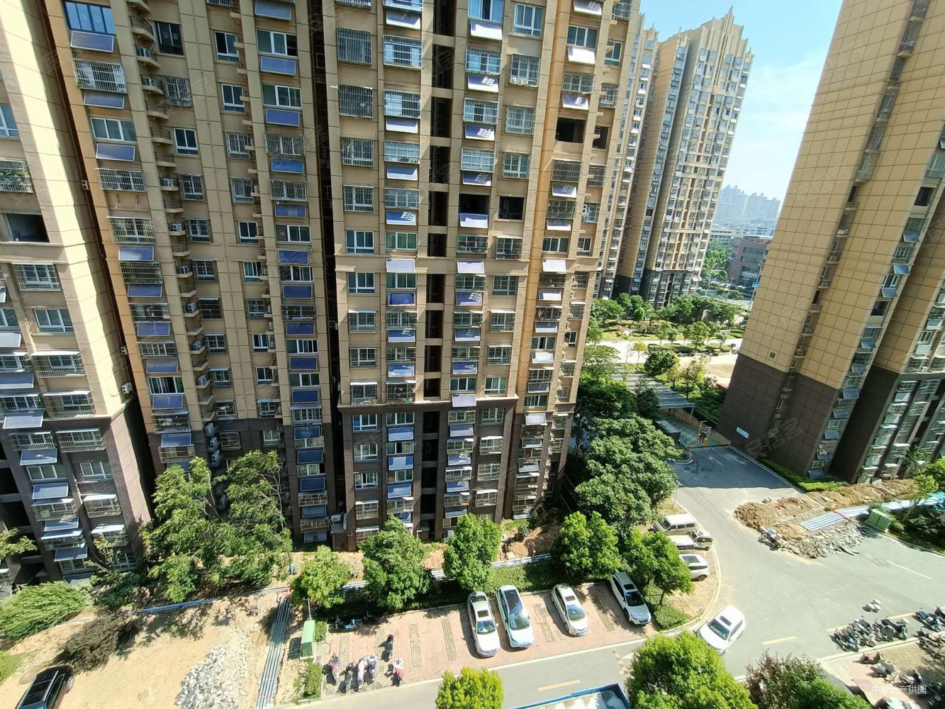 襄河家园3室2厅1卫94.31㎡南北105万