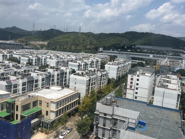 昆明呈贡大学城第七街区第七街区精装跃层 带全套家具家电 可以随时