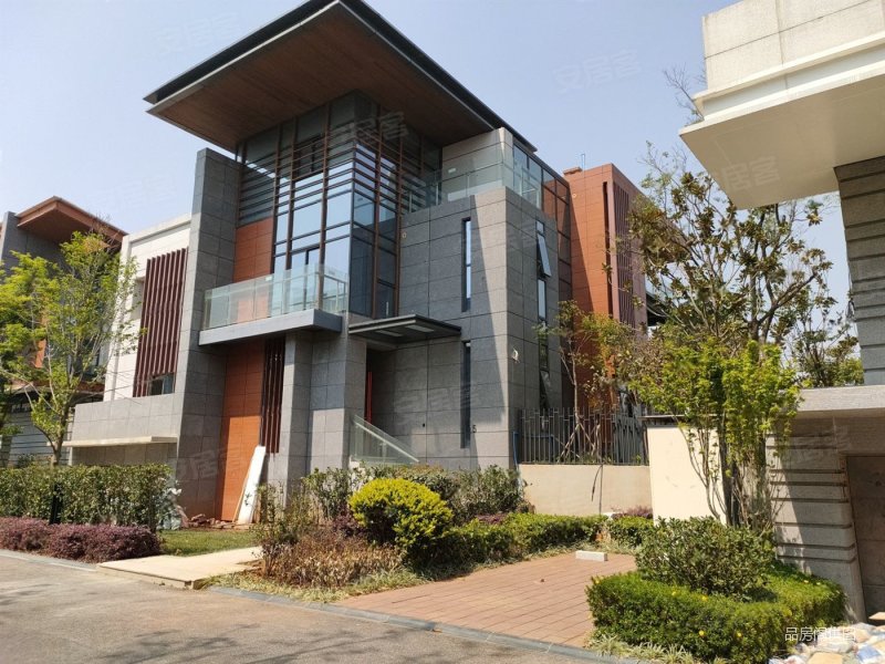 会展中心 山海荟1200万独栋别墅送200平大花园带露台