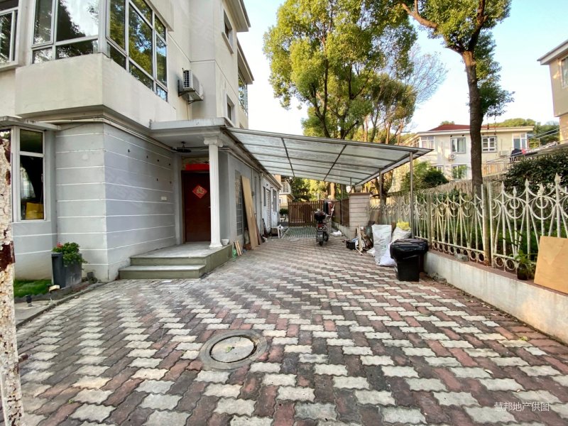 苹果园(别墅)4室2厅3卫176㎡南北1750万