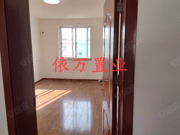 铜川耀州耀州中央广场阳光花园阳光小区3室住宅 空房子 可以做饭洗澡 有钥匙随时看房出租房源真实图片