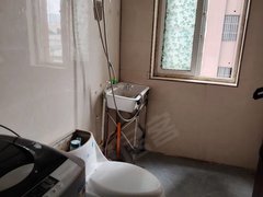 昆山巴城石牌凤翔园电梯独卫出租，850元月，带空调单独洗衣机出租房源真实图片