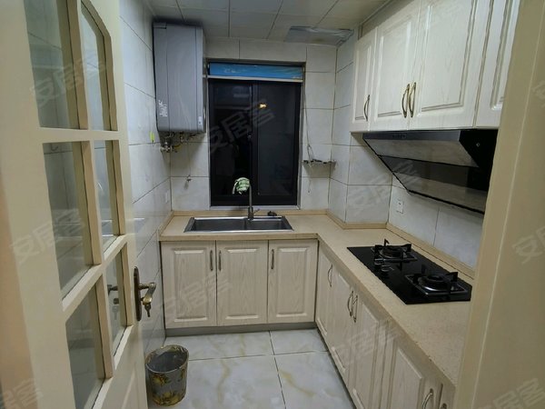 江阴云亭云亭城区爱家尊邸爱家尊邸 2室2厅1卫出租房源真实图片