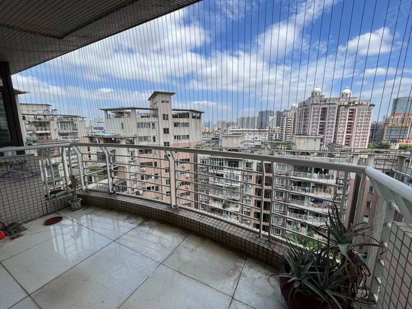 广州黄埔大沙地怡港花园(店长力荐)园中位置 小区设施完善 配套齐出租