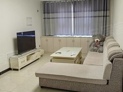 和田和田市团结广场押一付一两室一厅，随时入住出租房源真实图片
