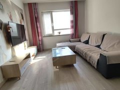 丹东振兴其它柏林大道电梯二楼采光好无遮挡85平精装修2200包取暖包物业出租房源真实图片