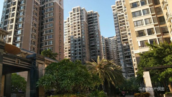 江南新村 全新精装 三房 阳台看小区花园 采光佳 购物方便