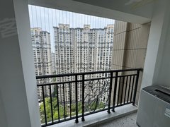 厦门湖里湖边水库片区厦门租房宝龙商圈旁岭兜地铁口古地石地铁口带阳台采光充足出租房源真实图片