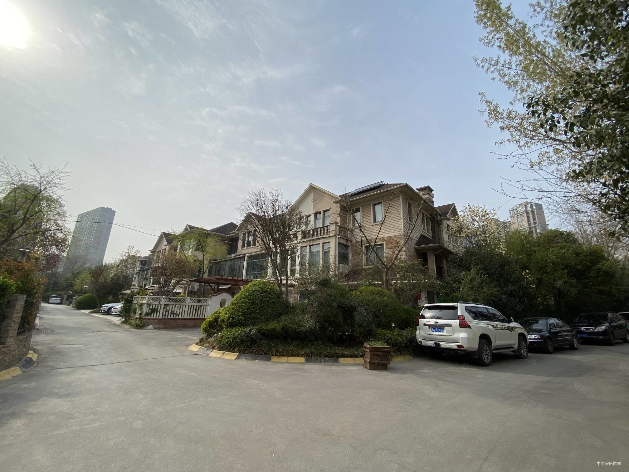 建业森林半岛(金水别墅)二手房,840万,5室2厅,3卫,354平米-郑州安居客