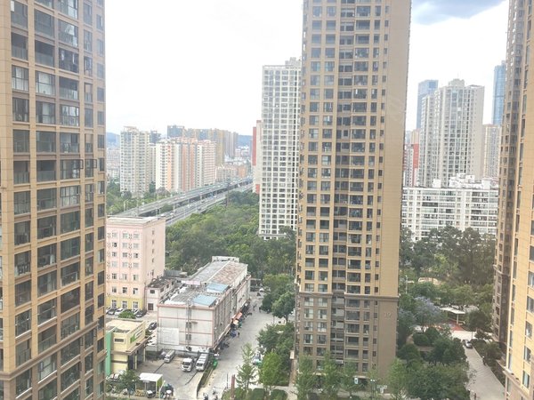 【多图】汕头大厦,金碧片区租房,实习期特惠,0押金全女生合租,近