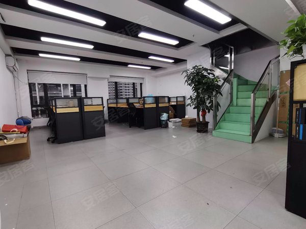 深圳福田华强北鼎诚大厦华强北 鼎诚大厦  办公室出租 32隔间 还有21