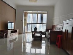 东峰国际公寓14楼，2房，年租800月，短租另议