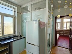 可短租可月付火车站附近六楼一室有空调冰箱热水器