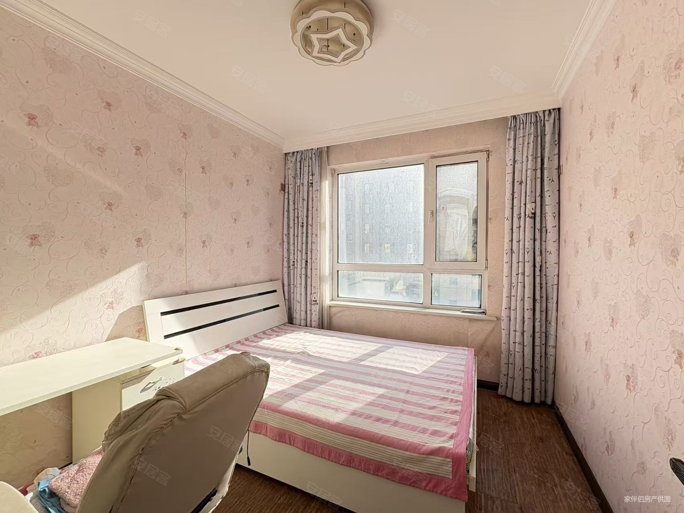 宝居朗庭国际2室2厅1卫82.88㎡南北39.5万