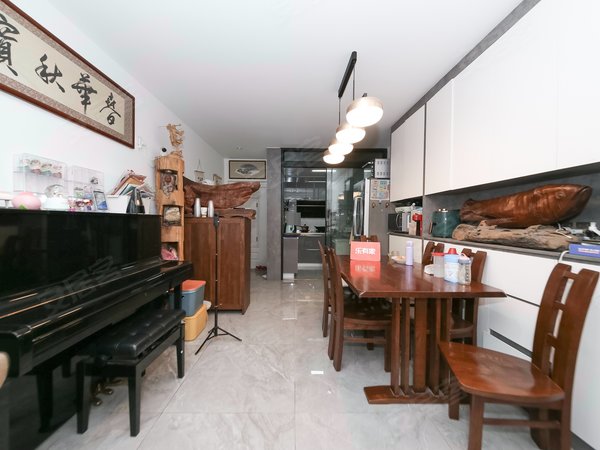 深圳罗湖黄贝岭环岛丽园环岛丽园 精装3室2厅 带大露台出租房源真实