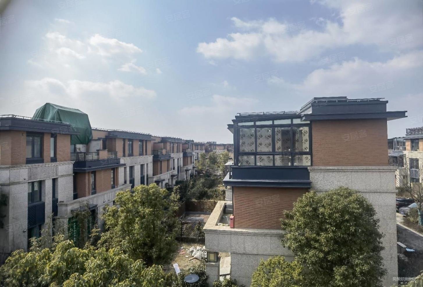 海上湾新出大户型联排边套北进门南花园四房设计通车库