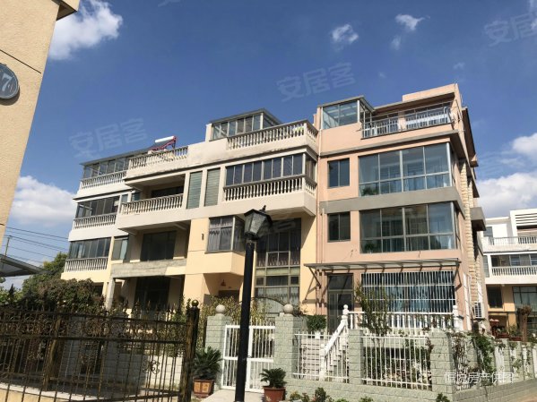 鸿禧山庄 联排别墅 坐北朝南 双洋湖旁 有钥匙随时看房