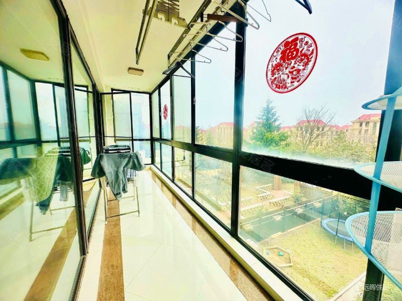 新上鲁信未央花园带百平方正庭院墅级挑空复式洋房有车位