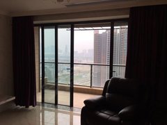 佛山禅城魁奇澜石地铁口泷景二期豪装5房3卫,高楼层看江景,业主诚意出租。出租房源真实图片