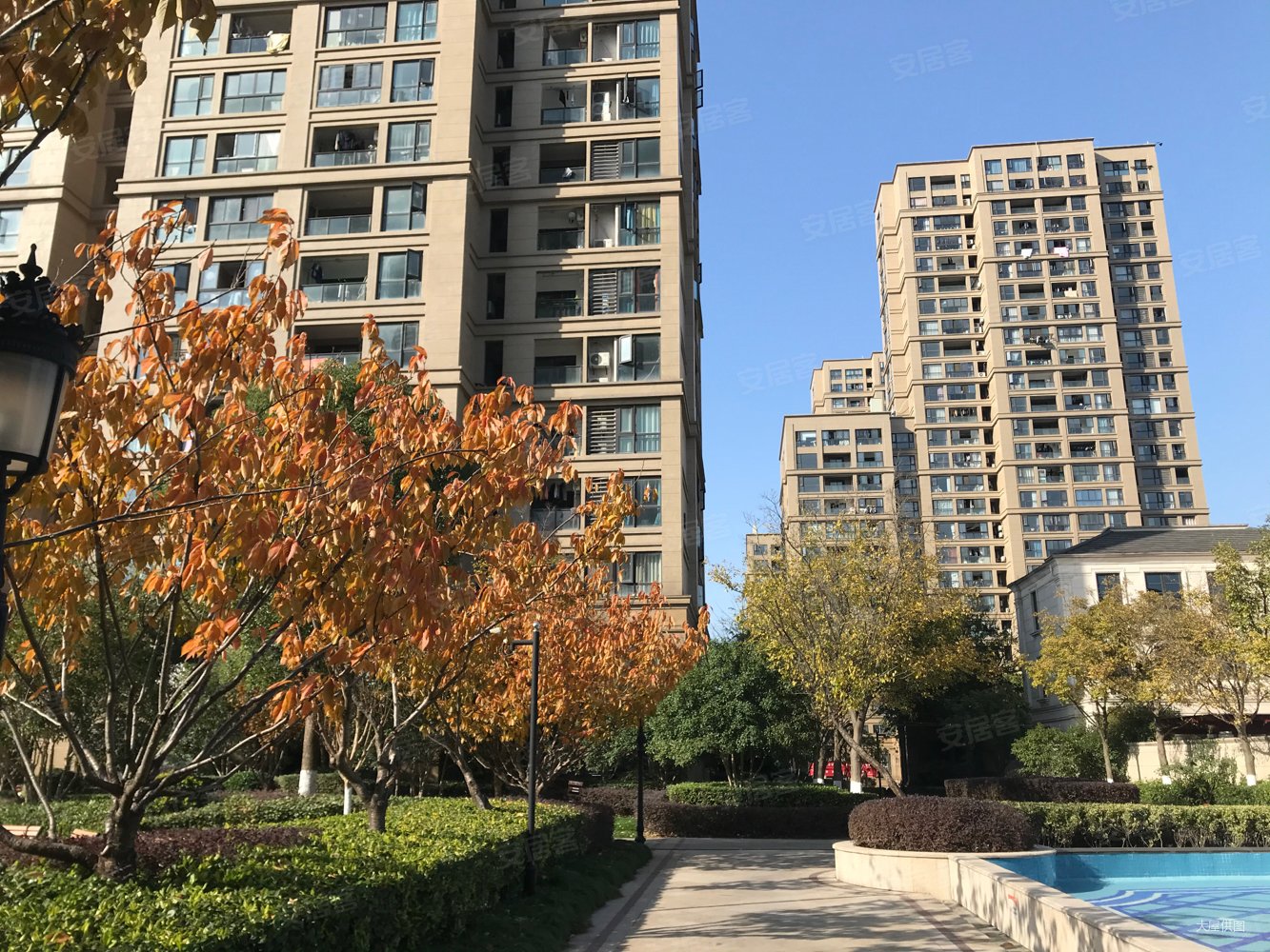 东晖龙悦湾别墅