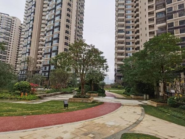 南宁青秀柳沙华发国宾壹号华发国宾壹号四期 一线江景 大四房配齐出租