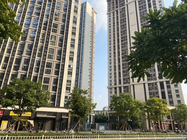 【多图】万科尚城(商住楼),夏园租房,万科尚城电梯小区 南向有阳台