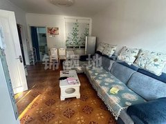 丹东元宝新柳步行街新柳县前街附近，精装一室一厅，电梯8楼，包取暖物业有空调出租房源真实图片